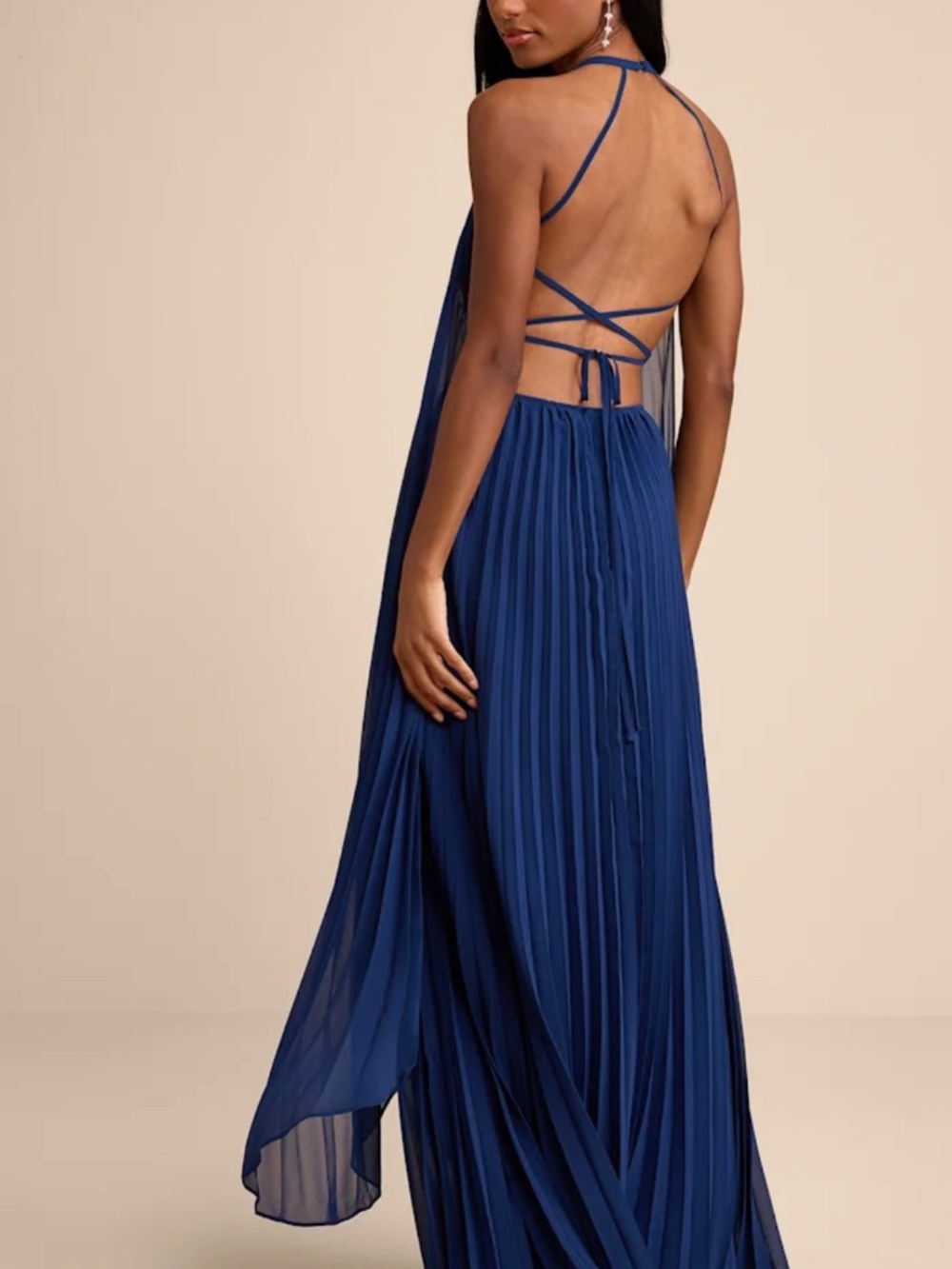 Lulu’s NWT Gorgeous - Picture 2 of 2